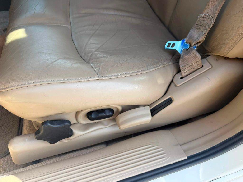 Used 2004 Buick Le Sabre Custom FWD image 19