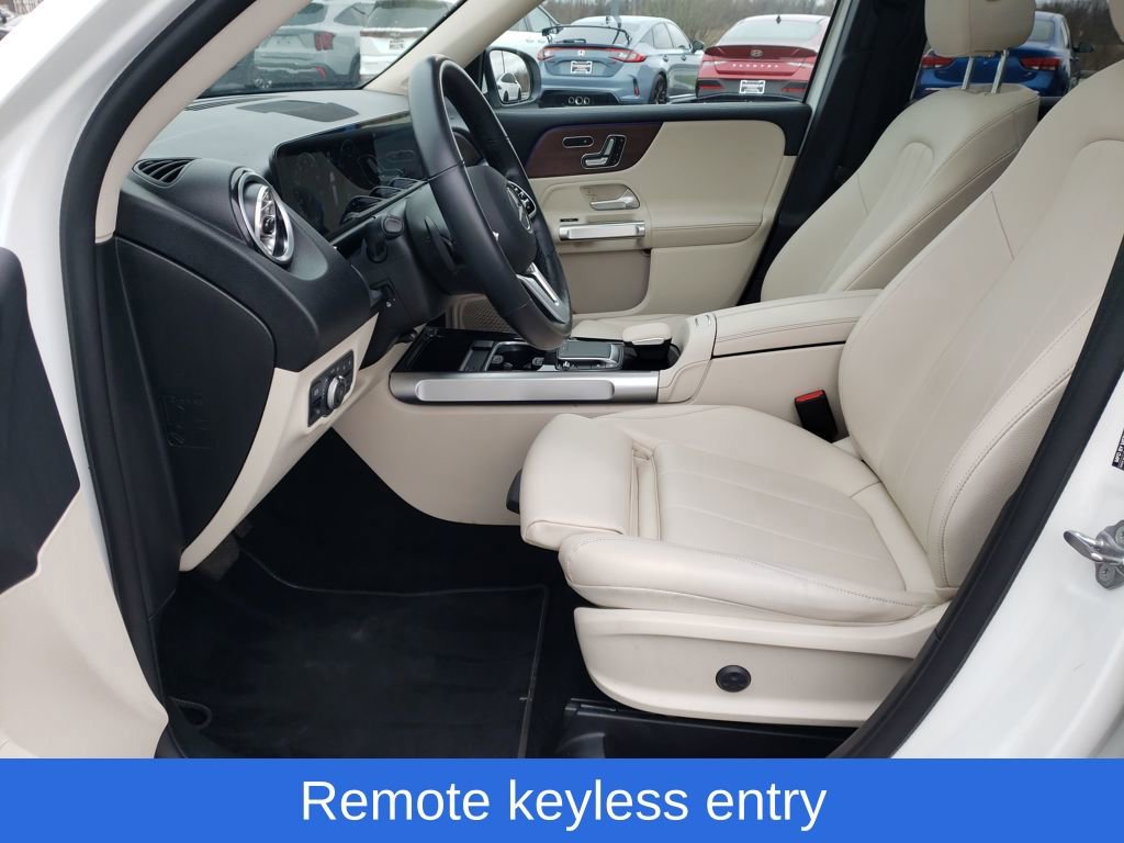 Used 2022 Mercedes-Benz GLB 250 4MATIC image 16