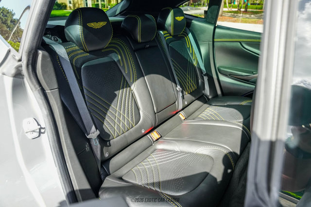 Used 2021 Aston Martin DBX AWD/4WD image 37
