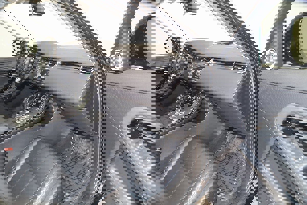 Used 2020 Land Rover Range Rover Evoque S image 35