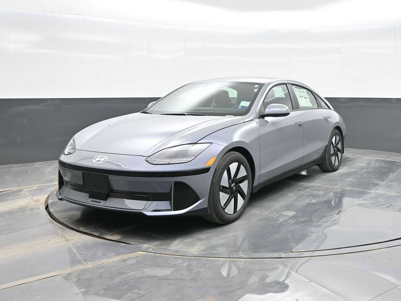 New 2025 Hyundai Ioniq 6 SE
