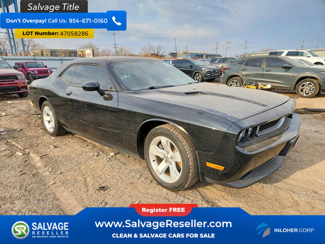 Used 2012 Dodge Challenger SXT Plus RWD image 5