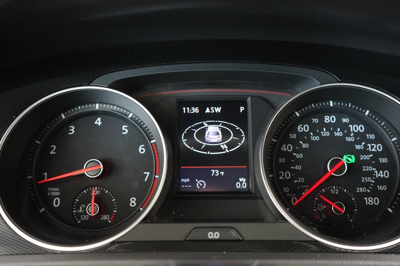 Used 2017 Volkswagen GTI Autobahn FWD image 81