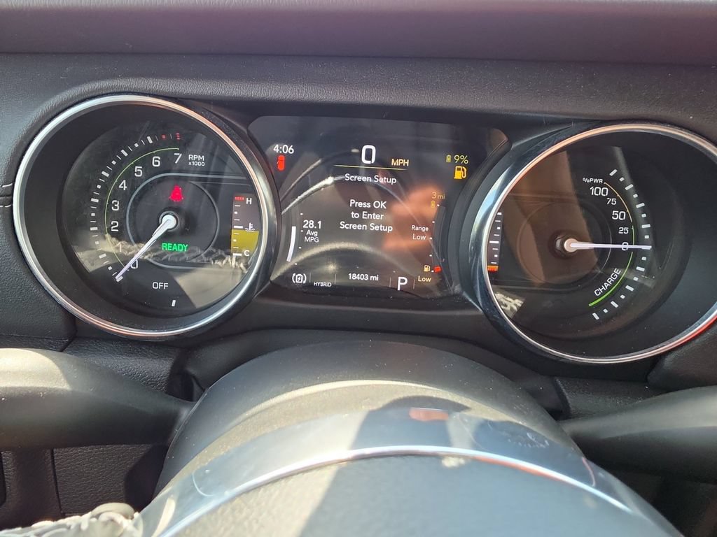 Used 2022 Jeep Wrangler Unlimited Sahara AWD/4WD image 19