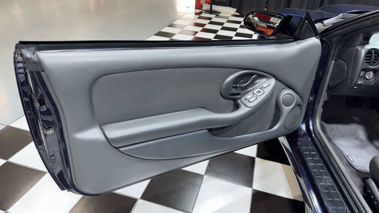 Used 1999 Pontiac Firebird Formula w/ Security Pkg image 45