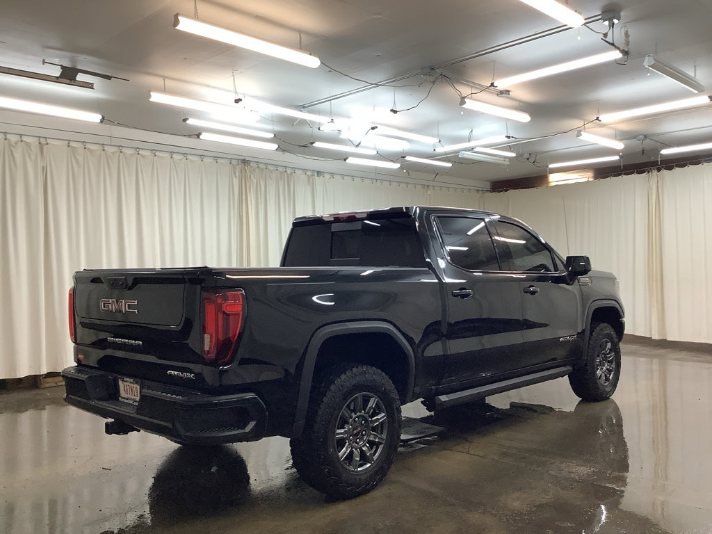 Used 2025 GMC Sierra 1500 AT4X image 6