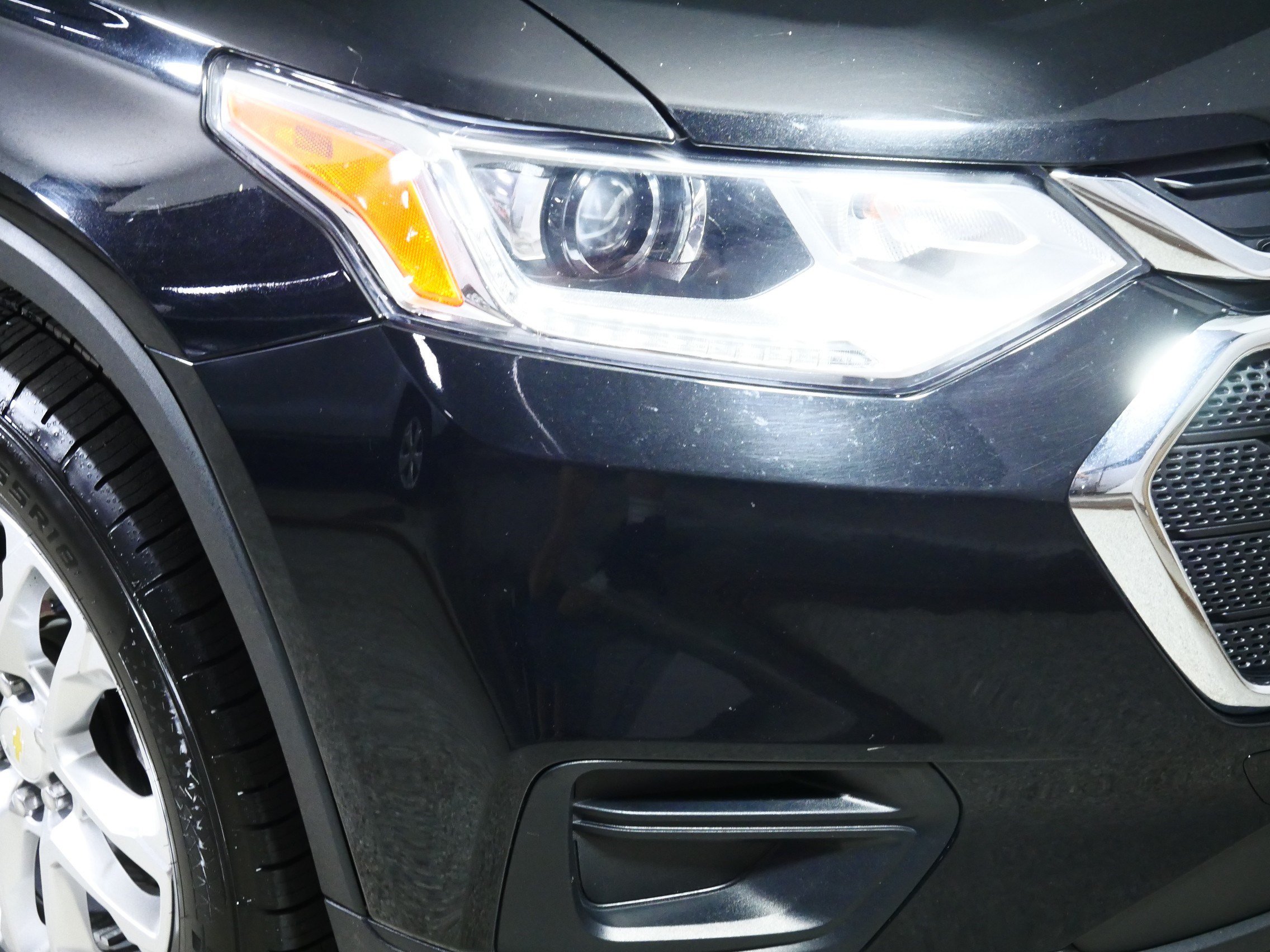 Used 2019 Chevrolet Traverse LS AWD/4WD image 16
