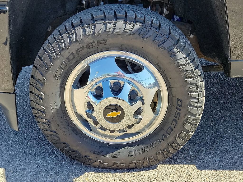 Used 2018 Chevrolet Silverado 3500 High Country w/ Duramax Plus Package AWD/4WD image 14