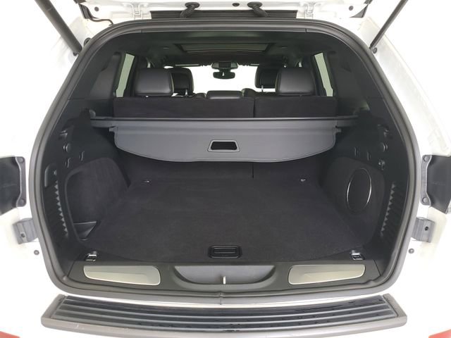 Used 2018 Jeep Grand Cherokee Trailhawk w/ Trailhawk Luxury Group AWD/4WD image 10