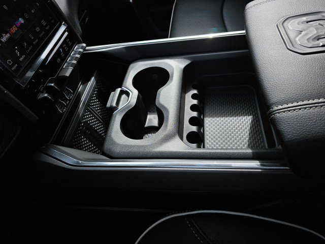 New 2027 RAM 2500 Laramie AWD/4WD image 32