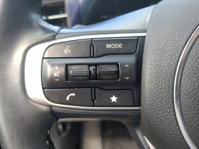 Used 2025 Kia K5 GT-Line w/ GT-Line Premium Package FWD image 31