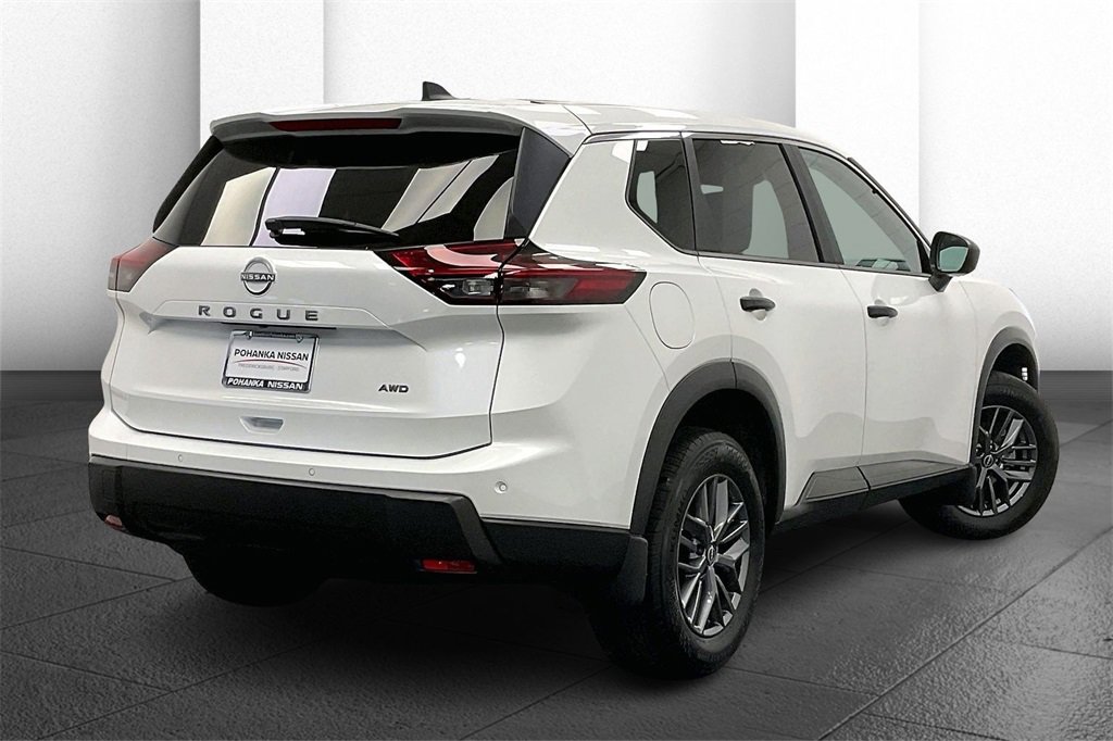 Certified 2025 Nissan Rogue S image 12