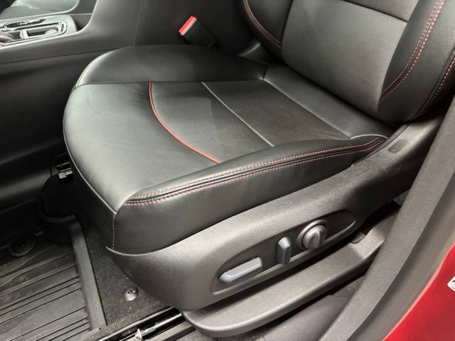Used 2023 Chevrolet Equinox RS w/ RS Leather Package AWD/4WD image 21