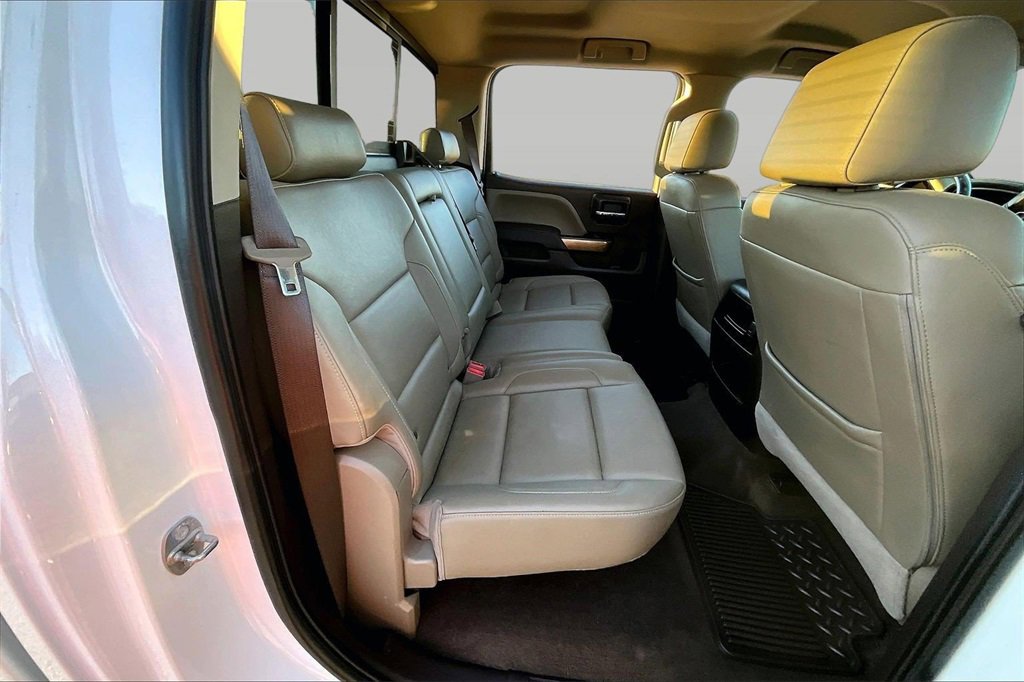 Used 2018 Chevrolet Silverado 1500 LTZ w/ Texas Edition image 28