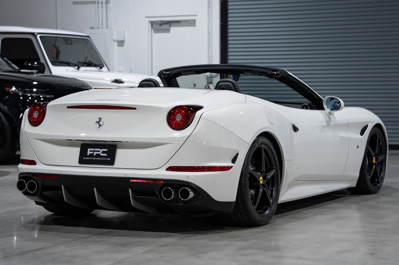 Used 2016 Ferrari California T RWD image 6
