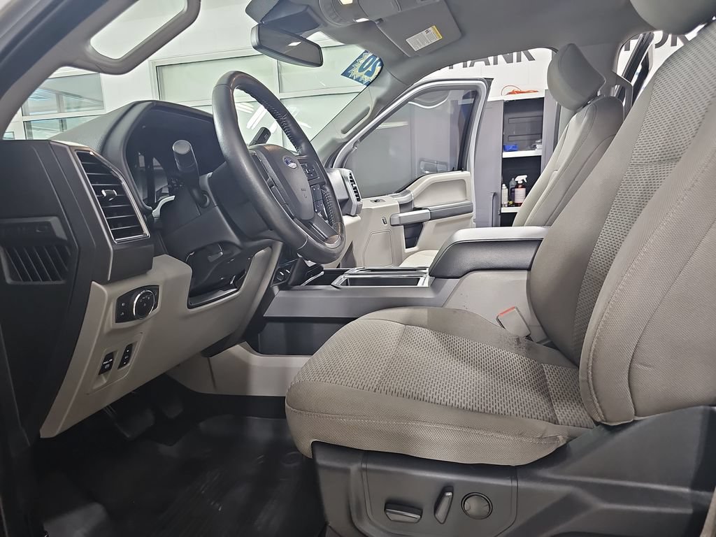 Used 2020 Ford F150 XLT w/ Equipment Group 302A Luxury AWD/4WD image 18