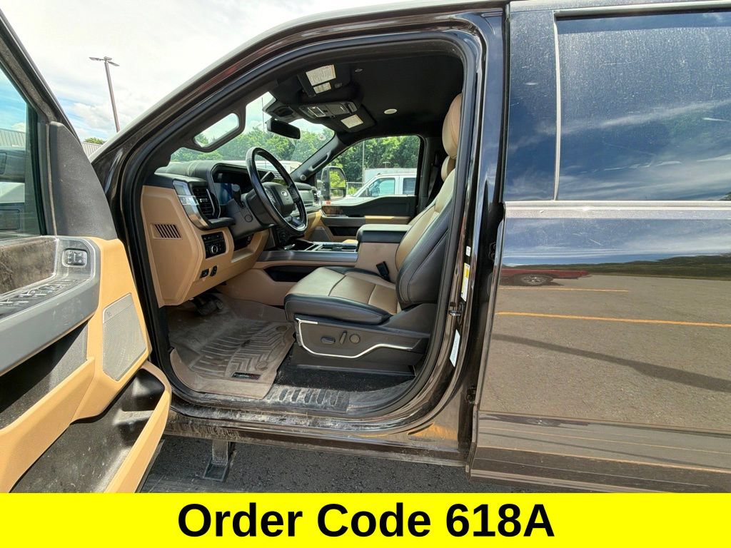 Used 2024 Ford F350 Lariat w/ Lariat Ultimate Package AWD/4WD image 8