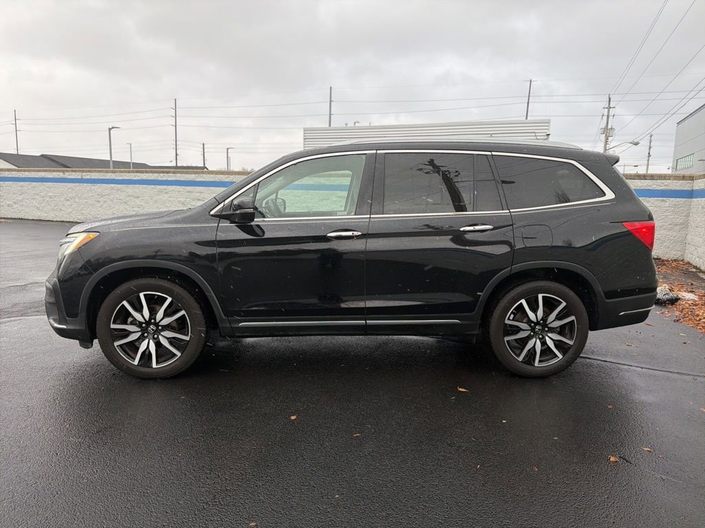 Certified 2019 Honda Pilot Touring image 2