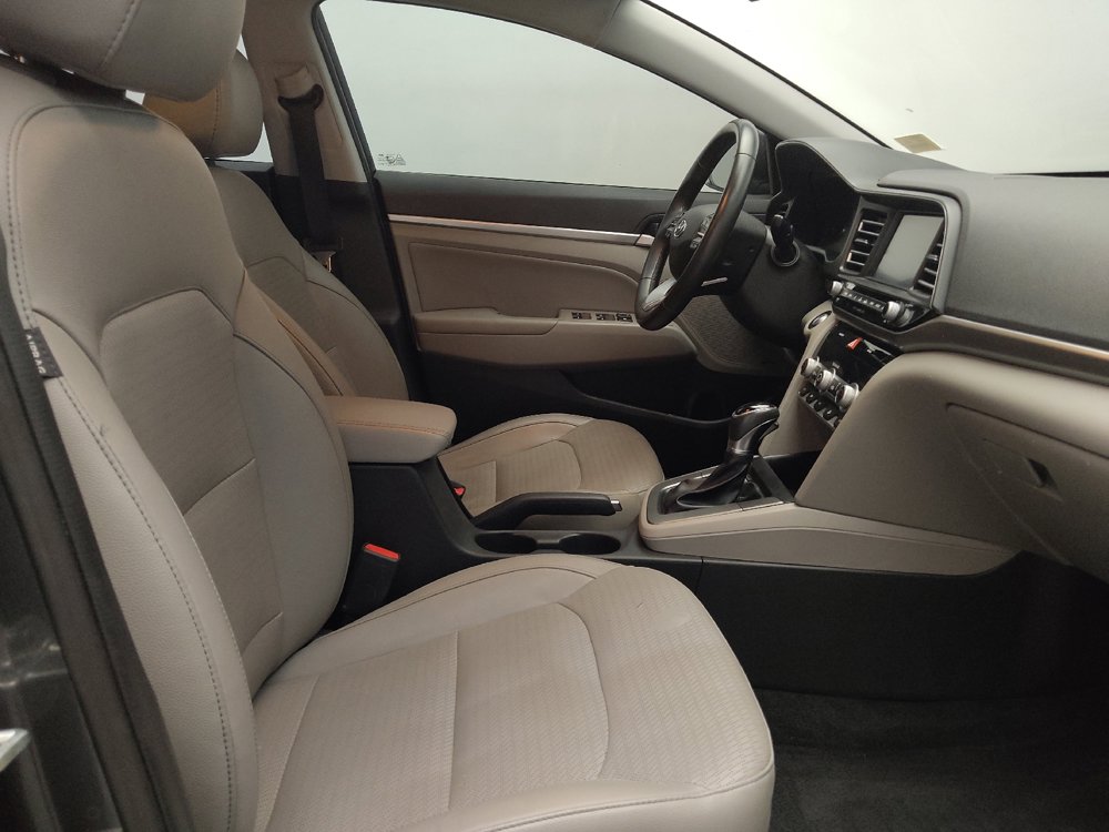 Used 2020 Hyundai Elantra Limited w/ Cargo Package (C1) FWD image 21