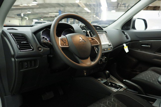 New 2026 Mitsubishi Outlander Sport ES AWD/4WD image 5