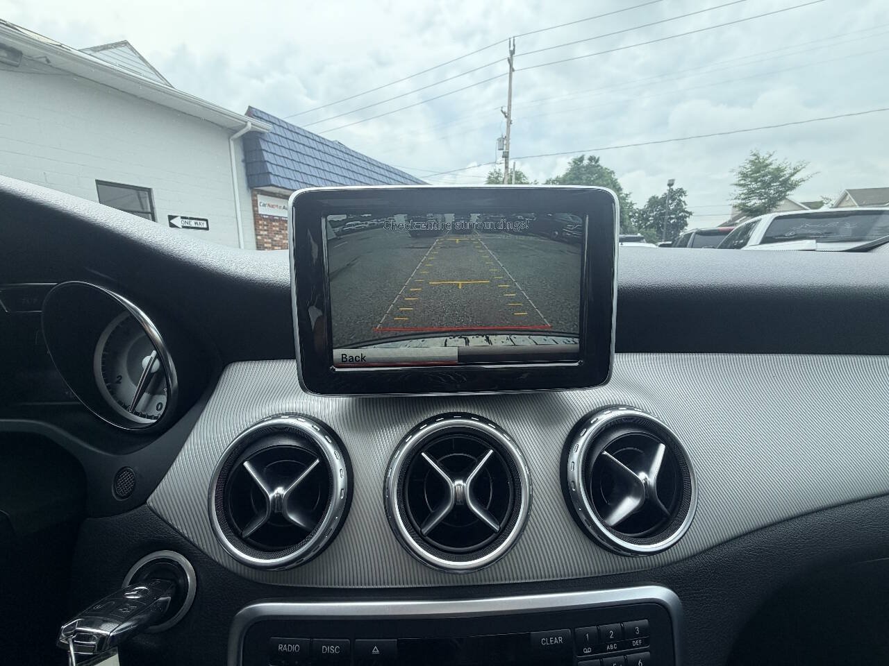 Used 2015 Mercedes-Benz GLA 250 4MATIC image 8