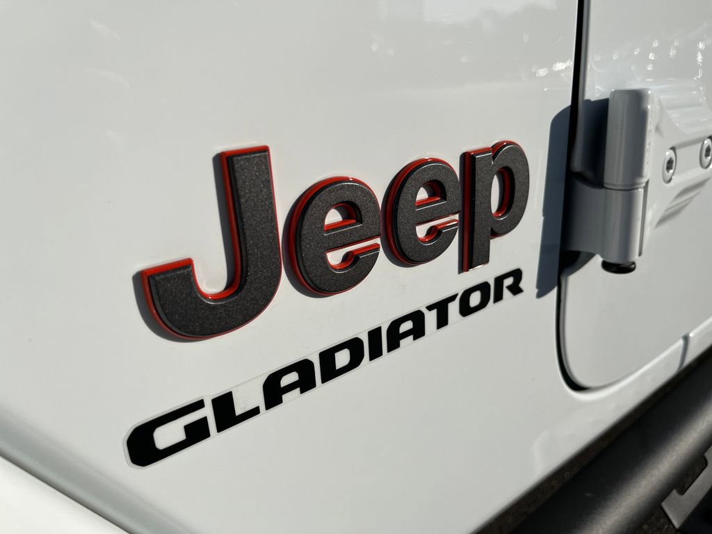 Used 2022 Jeep Gladiator Mojave w/ LED Lighting Group AWD/4WD image 33