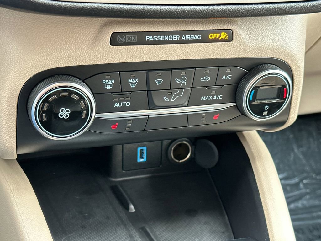 Certified 2020 Ford Escape SE Sport FWD image 20