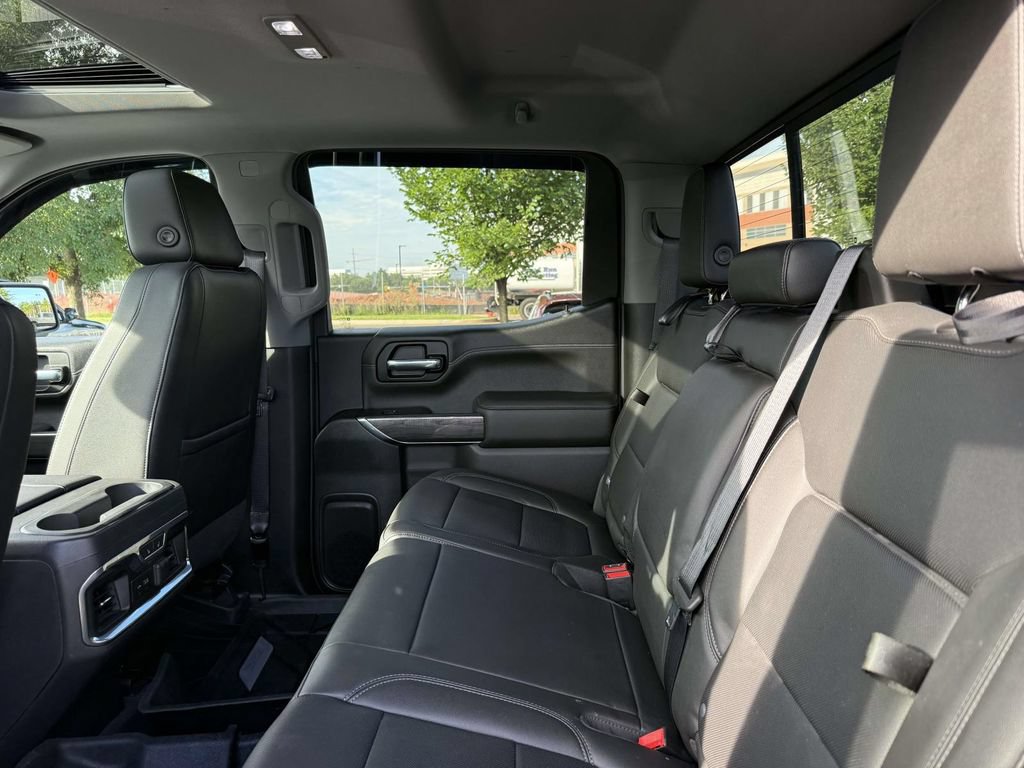 Used 2019 Chevrolet Silverado 1500 LTZ w/ LTZ Plus Package AWD/4WD image 16