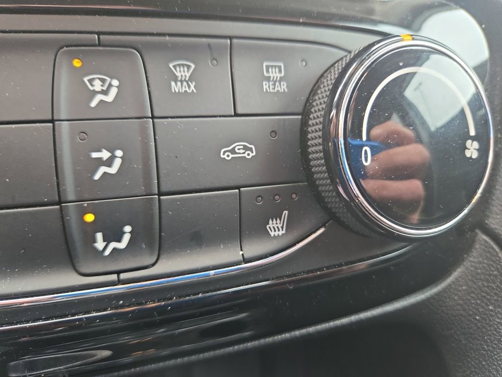 Used 2022 Buick Encore GX Preferred w/ Cold Weather Comfort Package image 22