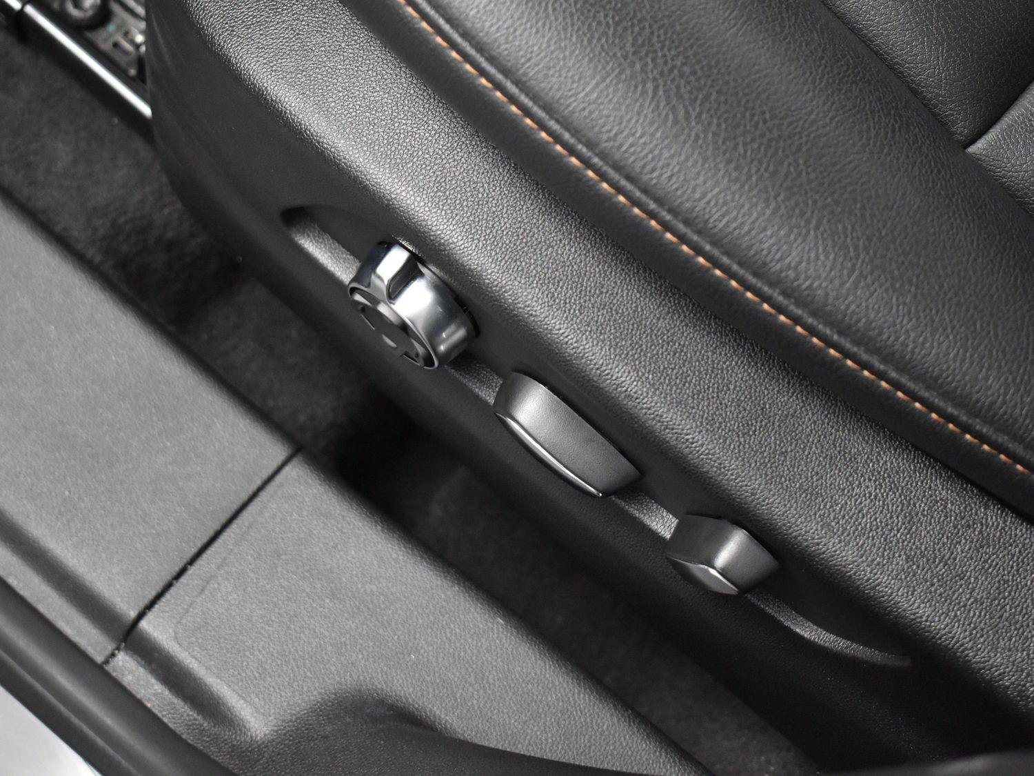 Used 2023 Cadillac XT4 Sport w/ Driver Assist Package image 15