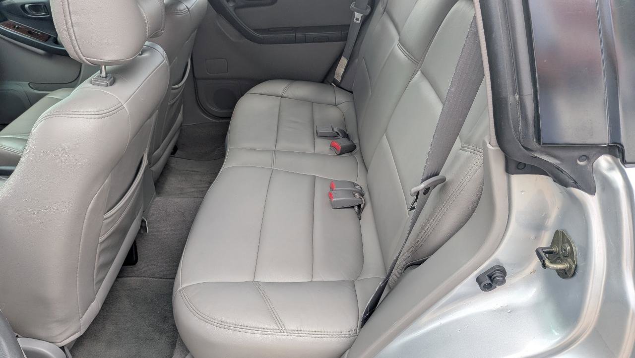 Used 2002 Subaru Forester L AWD/4WD image 10