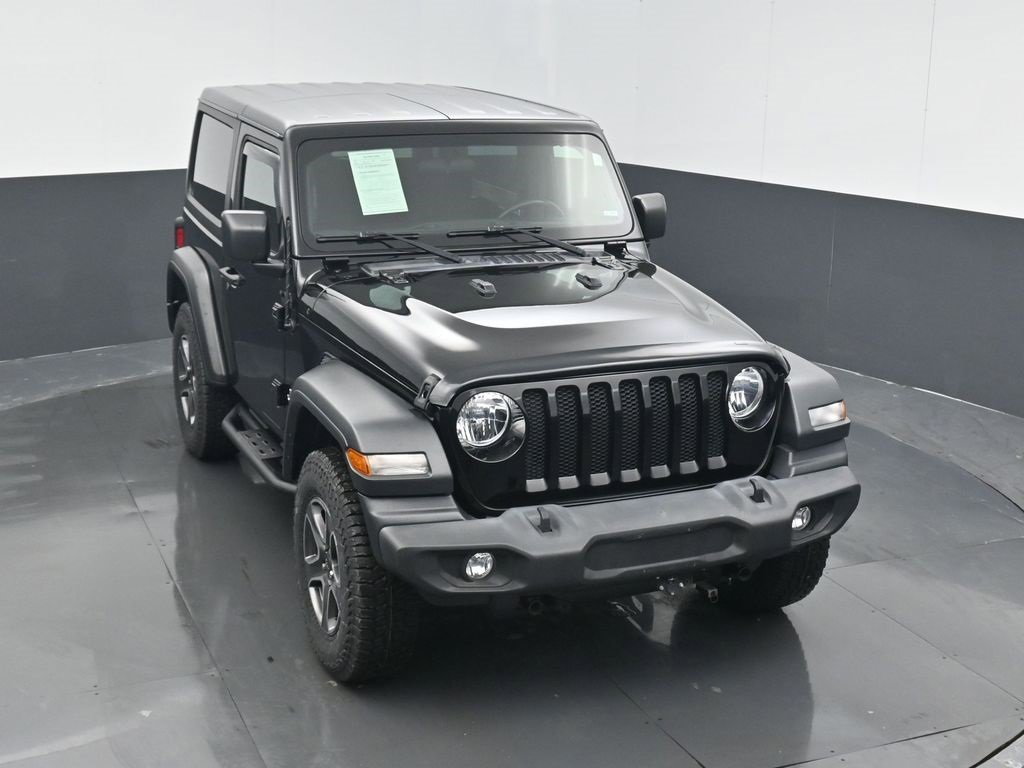 Used 2019 Jeep Wrangler Sport S image 3