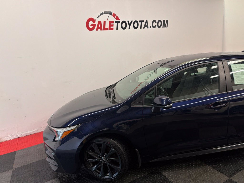 Used 2023 Toyota Corolla SE FWD image 7