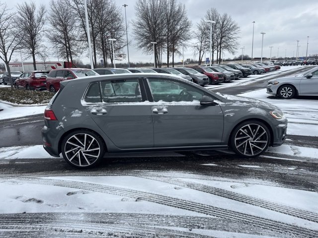 Used 2018 Volkswagen Golf R 4-Door image 13