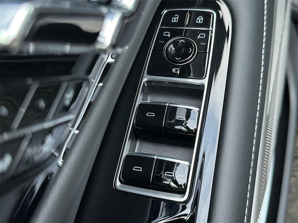 New 2026 Cadillac Optiq Sport 2 image 21