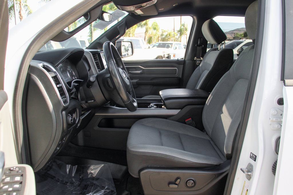 Used 2022 RAM 1500 Big Horn AWD/4WD image 16