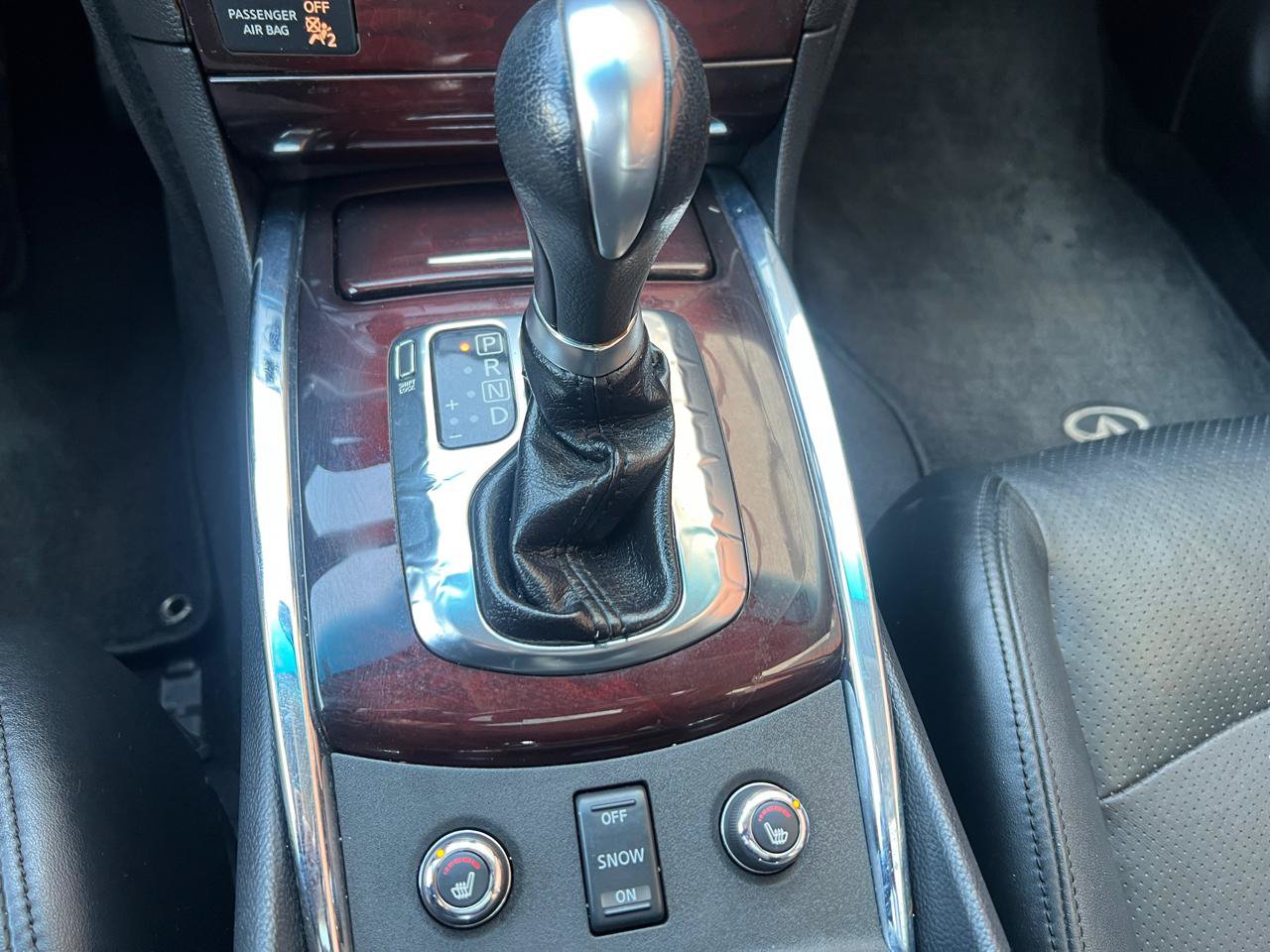 Used 2010 INFINITI G37 x Sedan w/ Premium Pkg AWD/4WD image 23