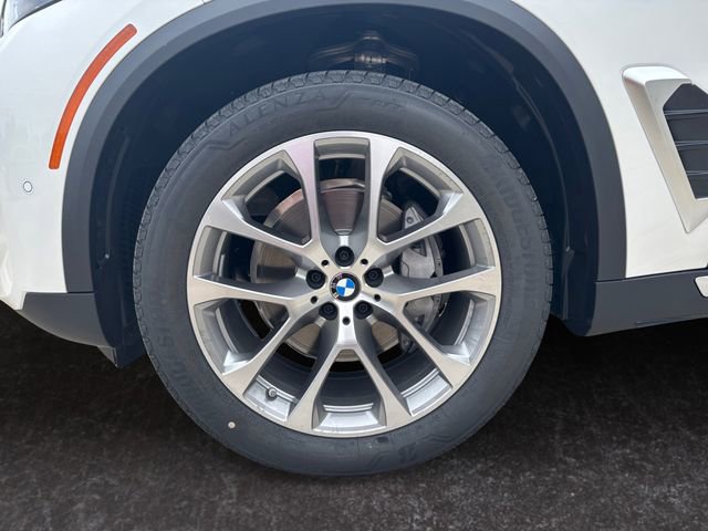 Used 2026 BMW X5 xDrive40i w/ Premium Package image 31