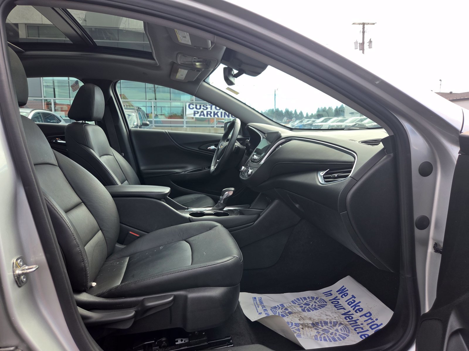 Used 2021 Chevrolet Malibu LT w/ Leather Package FWD image 33