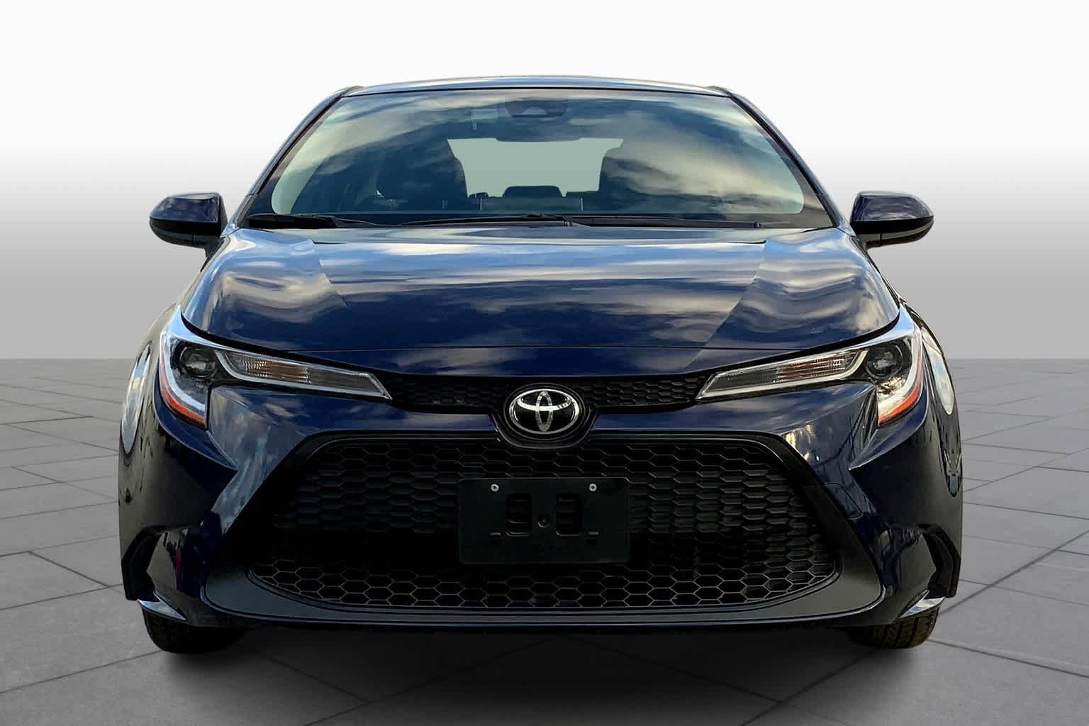 Used 2020 Toyota Corolla LE FWD image 4