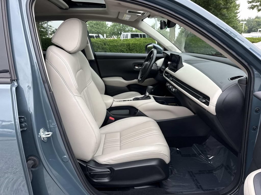 Certified 2025 Honda HR-V EX-L image 21