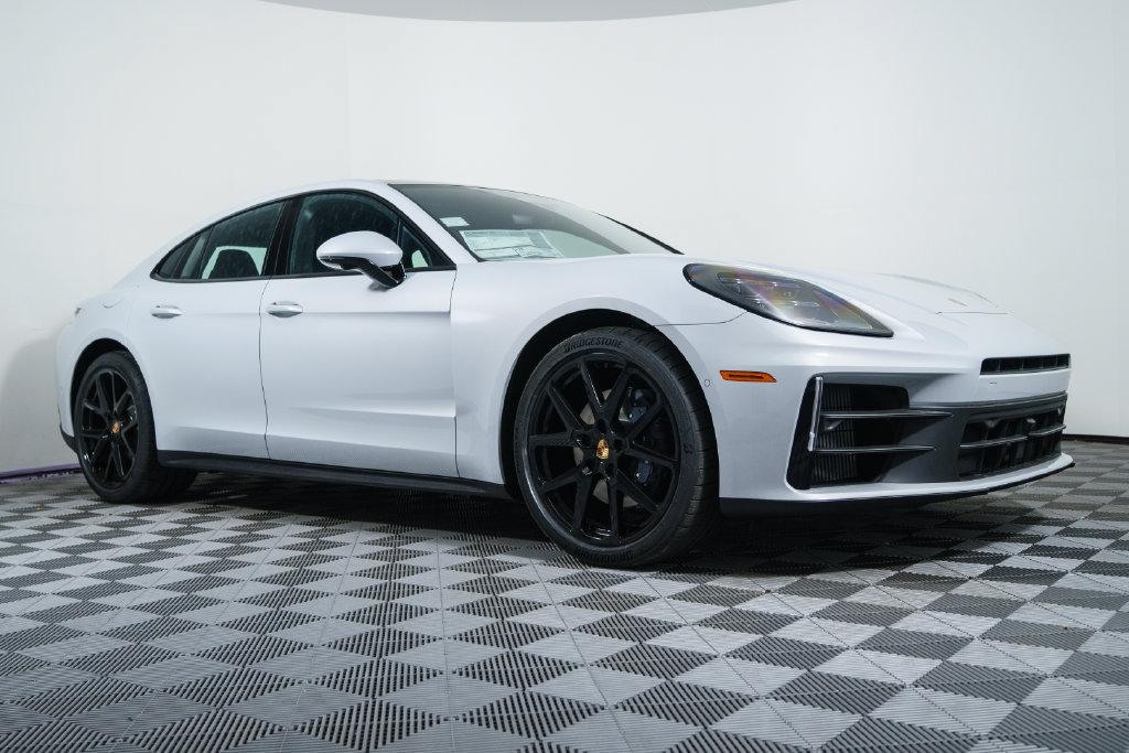 New 2026 Porsche Panamera 4 AWD/4WD image 9