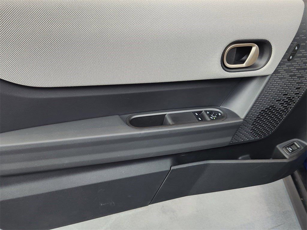 Used 2025 MINI Cooper S image 7