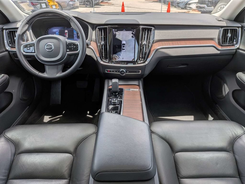 Certified 2023 Volvo S60 B5 Plus FWD image 17