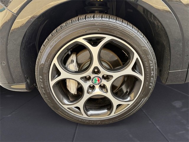 Used 2024 Alfa Romeo Tonale Ti image 14