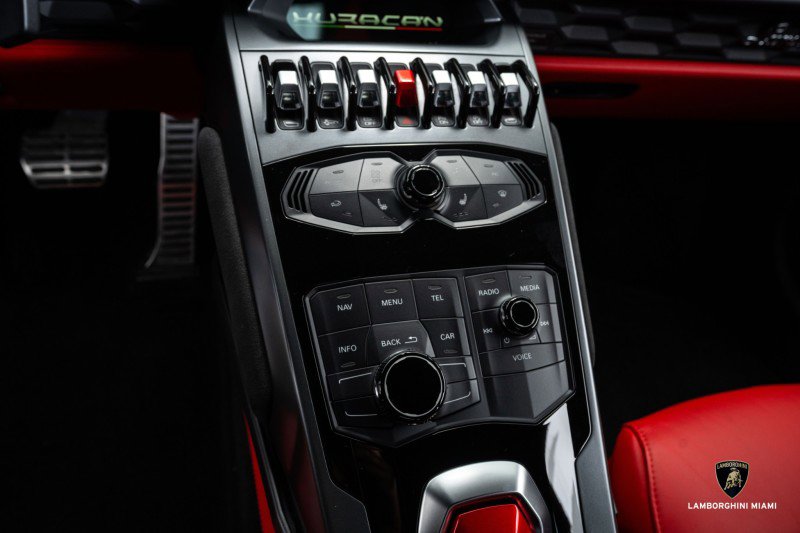 Used 2019 Lamborghini Huracan LP 580-2 image 31