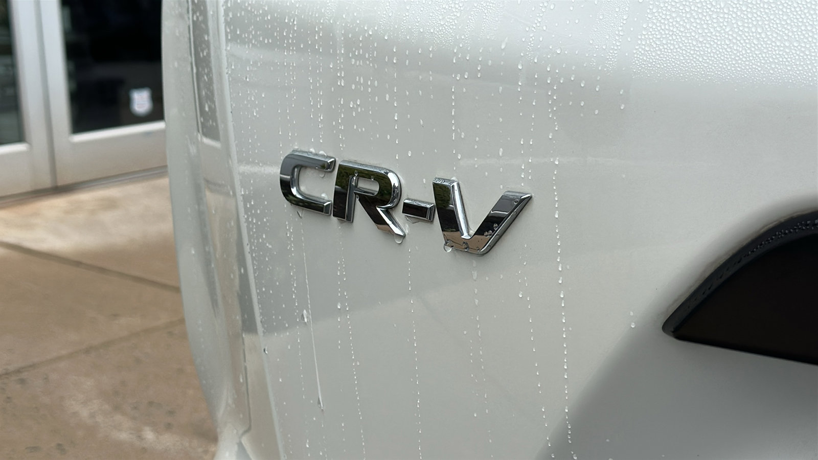 Used 2017 Honda CR-V LX image 9