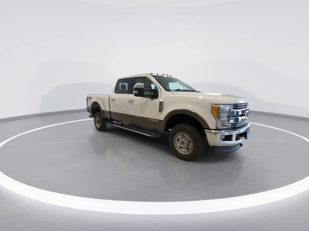 Used 2017 Ford F350 Lariat w/ Lariat Ultimate Package image 2
