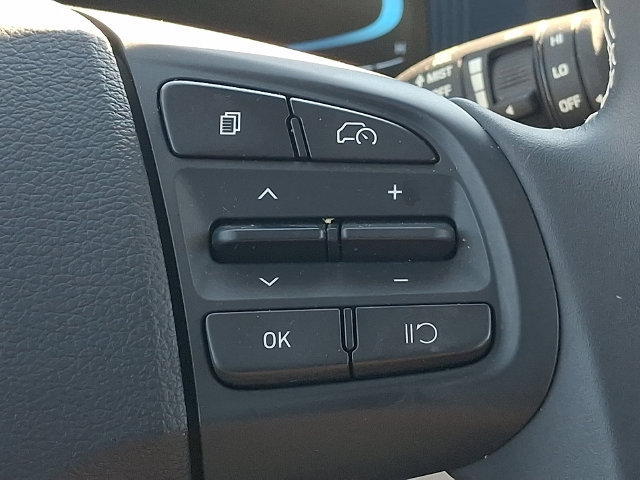 Certified 2026 Hyundai Venue SEL FWD image 21