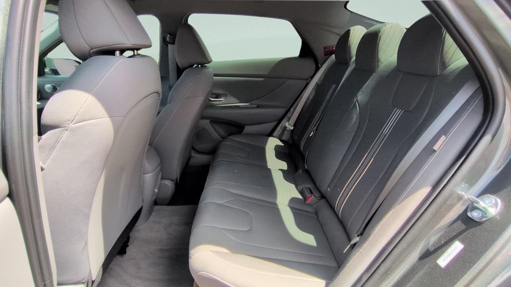 Certified 2026 Hyundai Elantra Sport FWD image 9